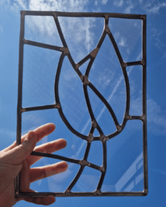 glas in lood abstracte tulp 003 - 1080x1350 72dpi